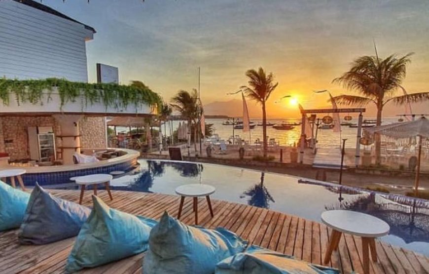 Direct Pool Access Gili Trawangan Beachfront Premier Stay