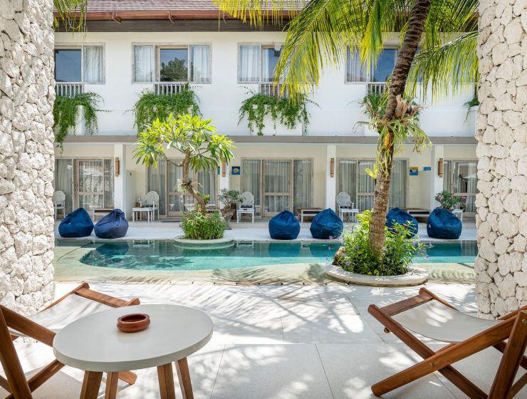 Direct Pool Access Gili Trawangan Beachfront Premier Stay