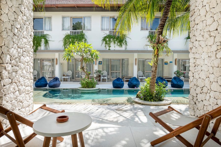 Direct Pool Access Gili Trawangan Beachfront Premier Stay